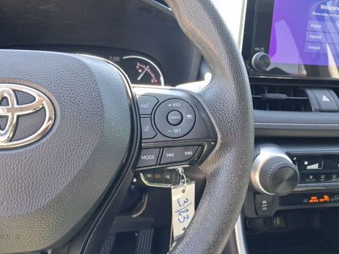 Used 2024 Toyota RAV4 LE image 18