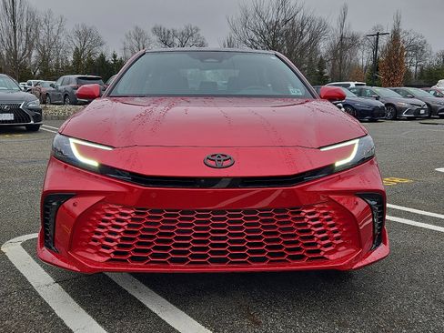 Used 2025 Toyota Camry XSE w/ Premium Plus Package image 2