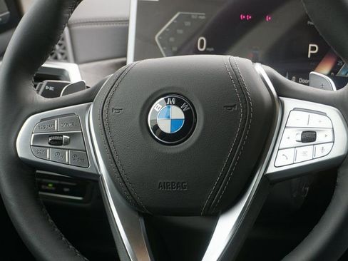 New 2026 BMW X7 xDrive40i image 18