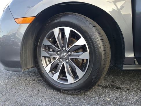Used 2024 Honda Odyssey EX-L image 37