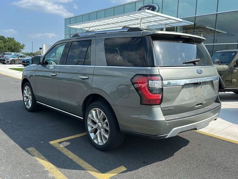 Used 2019 Ford Expedition Limited w/ Equipment Group 302A AWD/4WD image 7