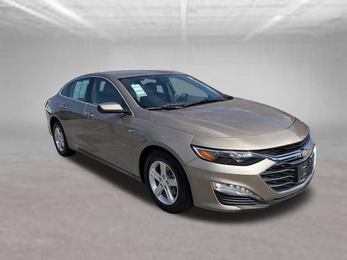 Used 2024 Chevrolet Malibu LT FWD image 8