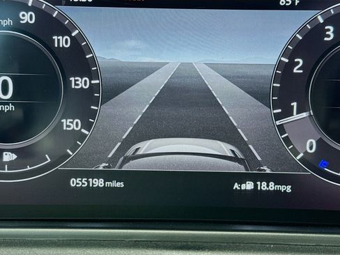 Used 2018 Land Rover Range Rover Velar S AWD/4WD image 8