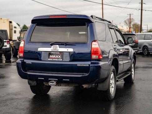 Used 2006 Toyota 4Runner SR5 AWD/4WD image 10