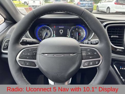 New 2027 Chrysler Pacifica Select w/ Family Tech Group AWD/4WD image 11