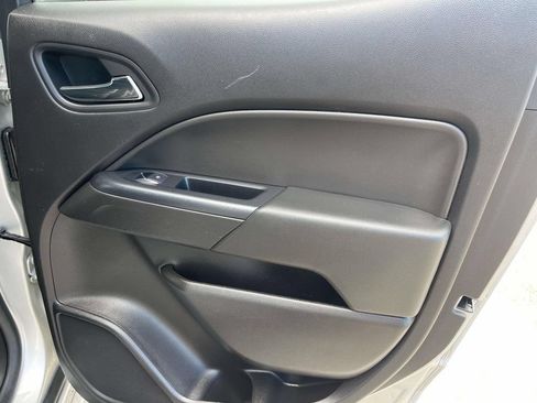 Used 2017 Chevrolet Colorado LT w/ Luxury Package, Chrome RWD image 23
