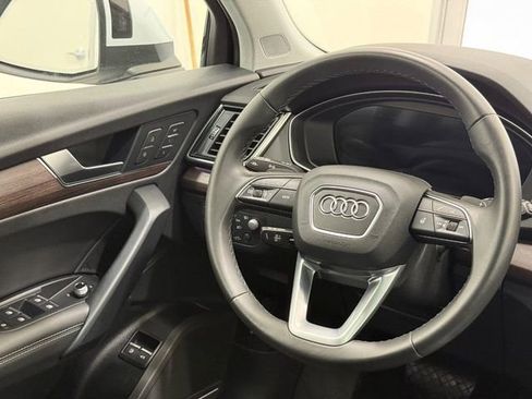 Used 2023 Audi Q5 e Prestige w/ Prestige Package AWD/4WD image 12