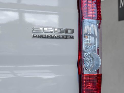 Used 2025 RAM ProMaster 2500 w/ Convenience Group FWD image 23