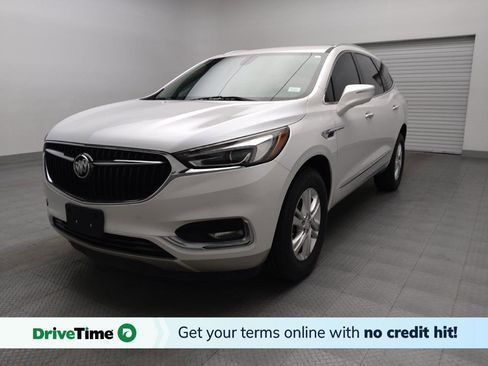 Used 2018 Buick Enclave Essence image 1