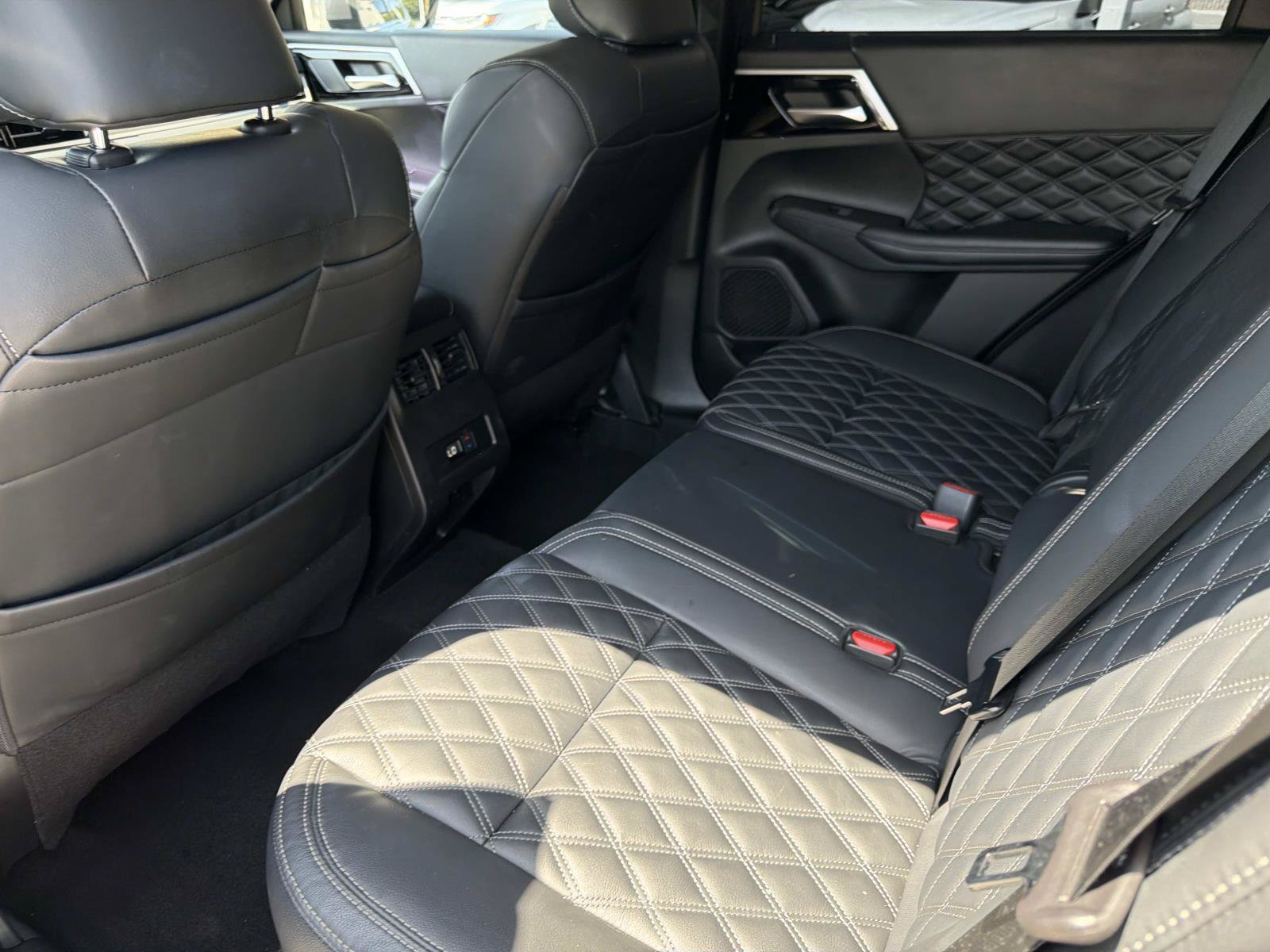 Used 2022 Mitsubishi Outlander SEL AWD/4WD image 10