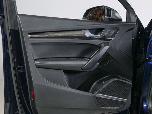 Used 2019 Audi SQ5 Premium Plus w/ Premium Plus Package image 26