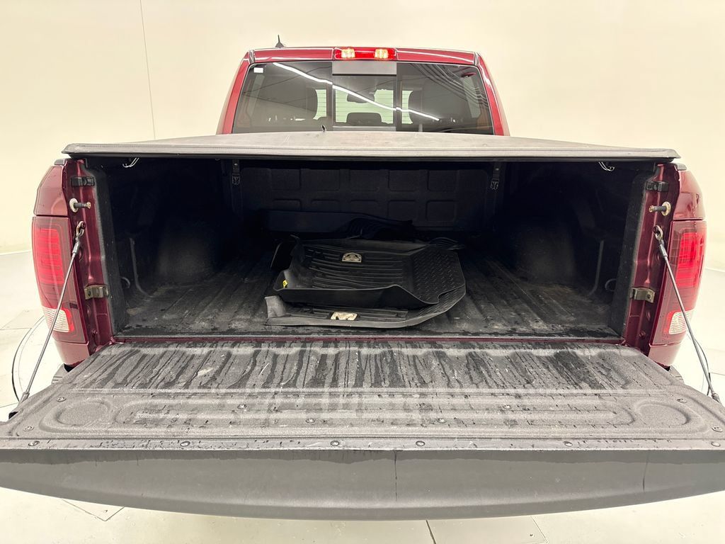 Used 2016 RAM 1500 Laramie w/ Convenience Group AWD/4WD image 24