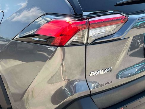 Used 2019 Toyota RAV4 XLE w/ Convenience Package AWD/4WD image 35
