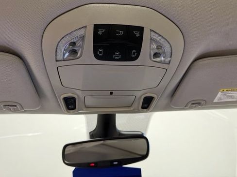Used 2024 Chrysler Pacifica Limited FWD image 37