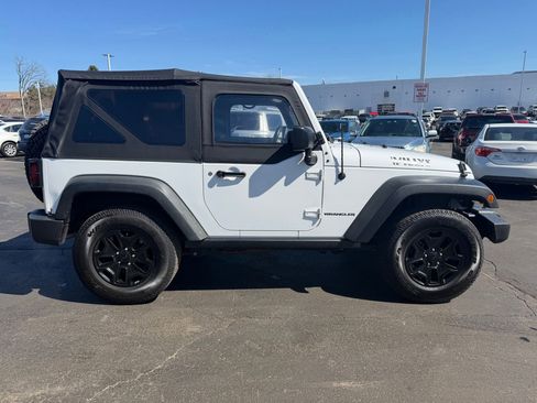 Used 2016 Jeep Wrangler Sport image 5