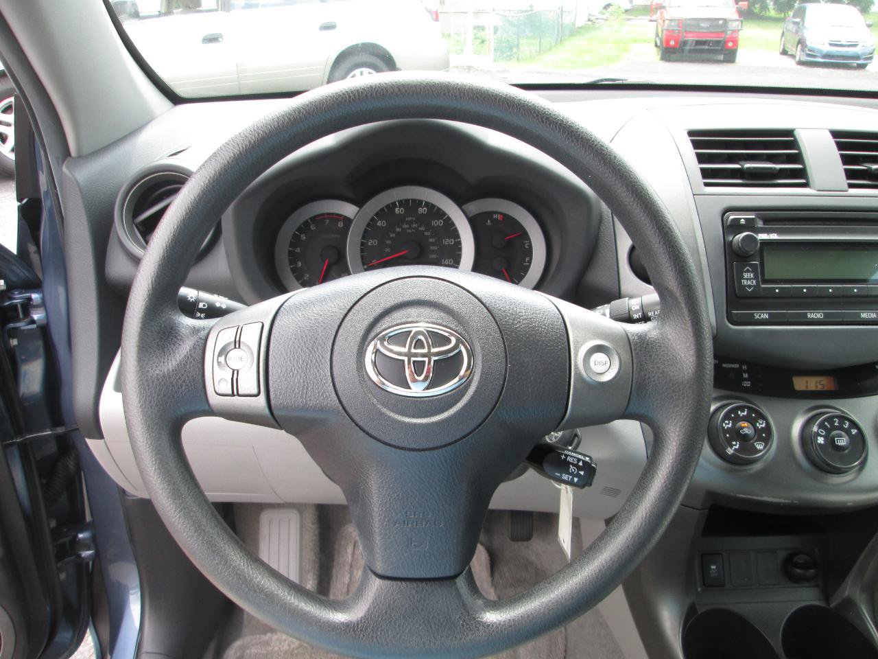 Used 2012 Toyota RAV4 4WD w/ Upgrade Value Pkg image 29