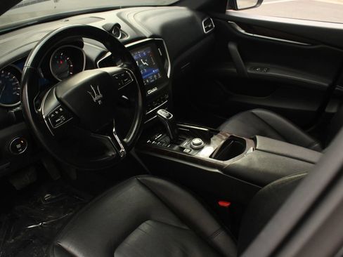 Used 2019 Maserati Ghibli S Q4 AWD/4WD image 13