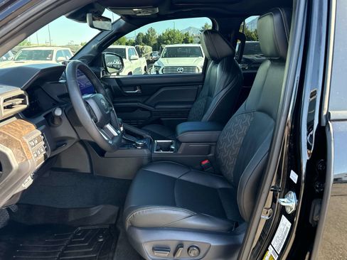Used 2024 Toyota Tacoma Limited AWD/4WD image 11