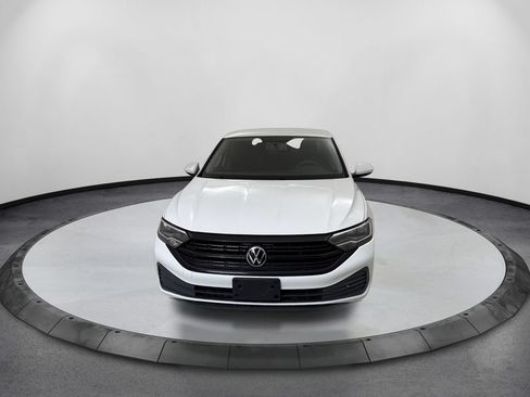 Used 2022 Volkswagen Jetta S FWD image 2