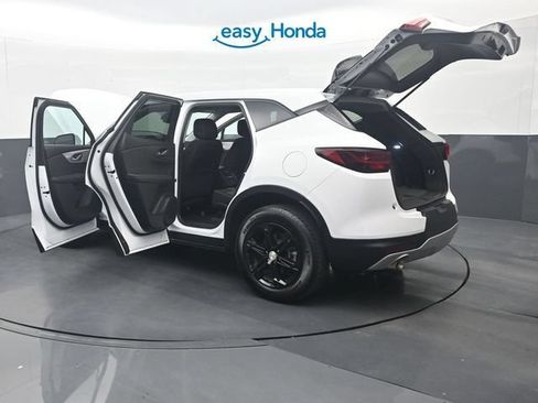 Used 2025 Chevrolet Blazer LT AWD/4WD image 38
