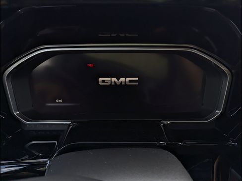New 2026 GMC Sierra 1500 SLT w/ SLT Premium Plus Package AWD/4WD image 2