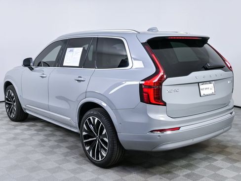 Used 2026 Volvo XC90 B6 Ultra w/ Protection Package AWD/4WD image 4