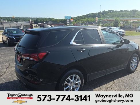 Used 2022 Chevrolet Equinox LT FWD image 8