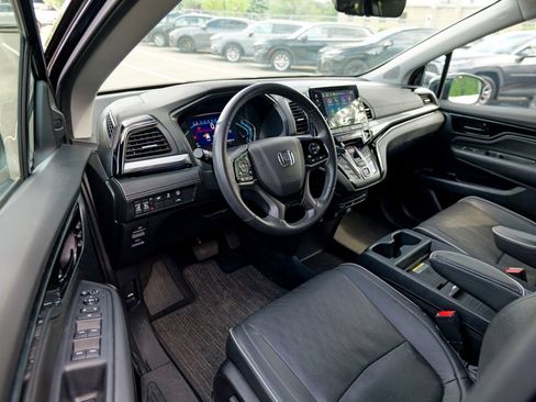 Used 2023 Honda Odyssey Elite image 14