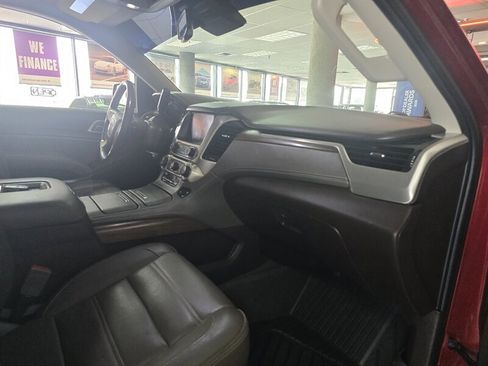 Used 2019 GMC Yukon Denali w/ Denali Ultimate Package image 17