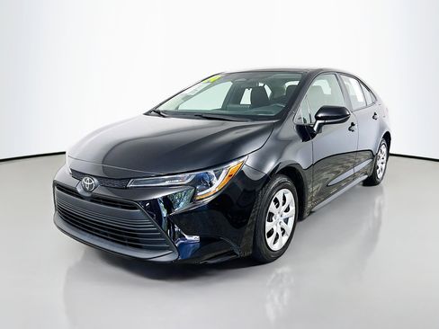 Used 2024 Toyota Corolla LE image 10