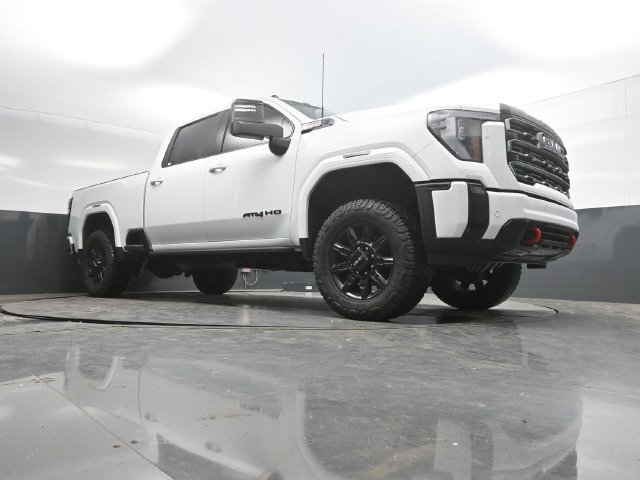 Used 2026 GMC Sierra 2500 AT4 w/ AT4 Preferred Package AWD/4WD image 48