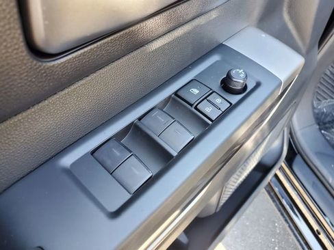 New 2026 Toyota Tundra SR5 AWD/4WD image 17
