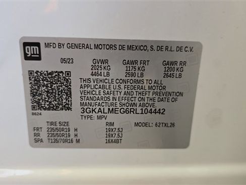 Used 2024 GMC Terrain SLE w/ Driver Convenience Package image 31