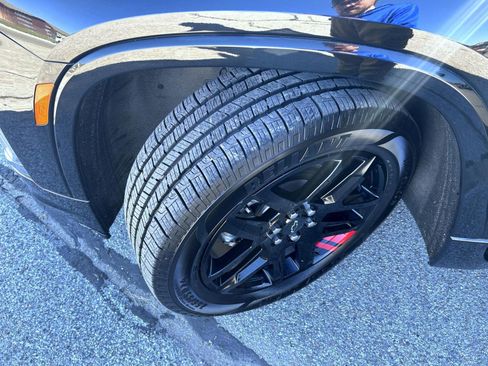 Certified 2023 Chevrolet Traverse Premier w/ Redline Edition image 25