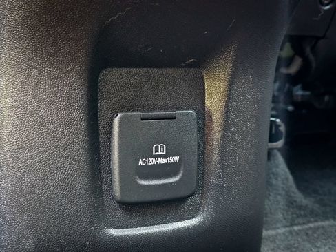 Used 2021 GMC Terrain SLT w/ Infotainment Package II AWD/4WD image 36
