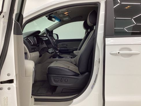 Used 2020 Kia Sedona EX FWD image 14