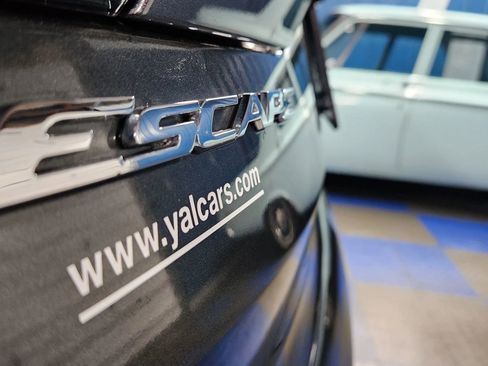 Used 2019 Ford Escape SEL image 52