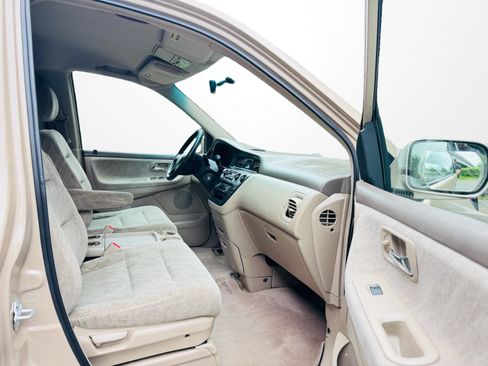 Used 2000 Honda Odyssey EX image 11