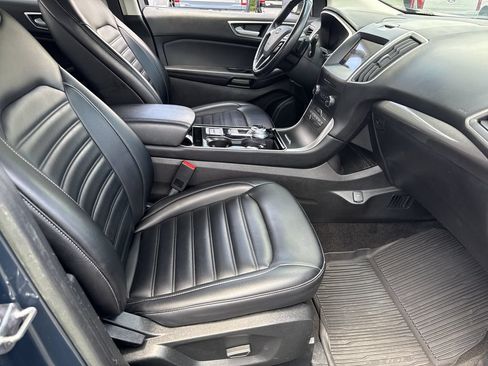 Used 2019 Ford Edge SEL w/ Equipment Group 201A AWD/4WD image 13