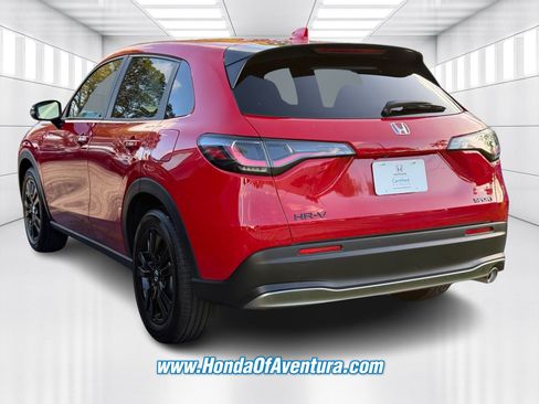 Certified 2026 Honda HR-V Sport image 4