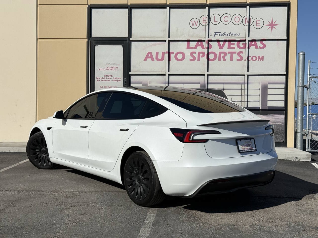 Used 2025 Tesla Model 3 Long Range AWD/4WD image 9