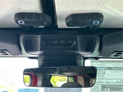 New 2025 Jeep Gladiator Sport image 39