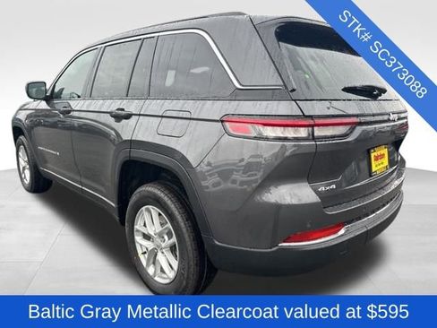 New 2025 Jeep Grand Cherokee Laredo X w/ Luxury Tech Group I image 5