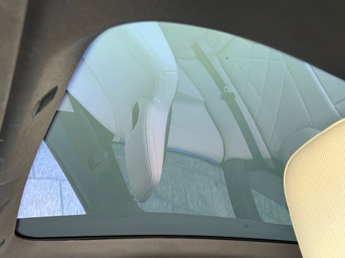 Used 2026 BMW iX xDrive60 image 31