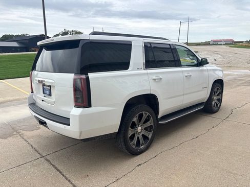 Used 2016 GMC Yukon SLE w/ Convenience Package AWD/4WD image 4