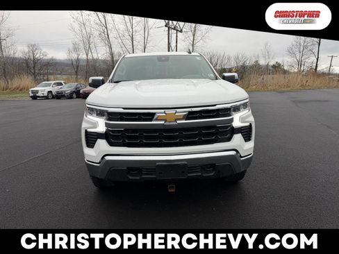 Used 2025 Chevrolet Silverado 1500 LT image 1