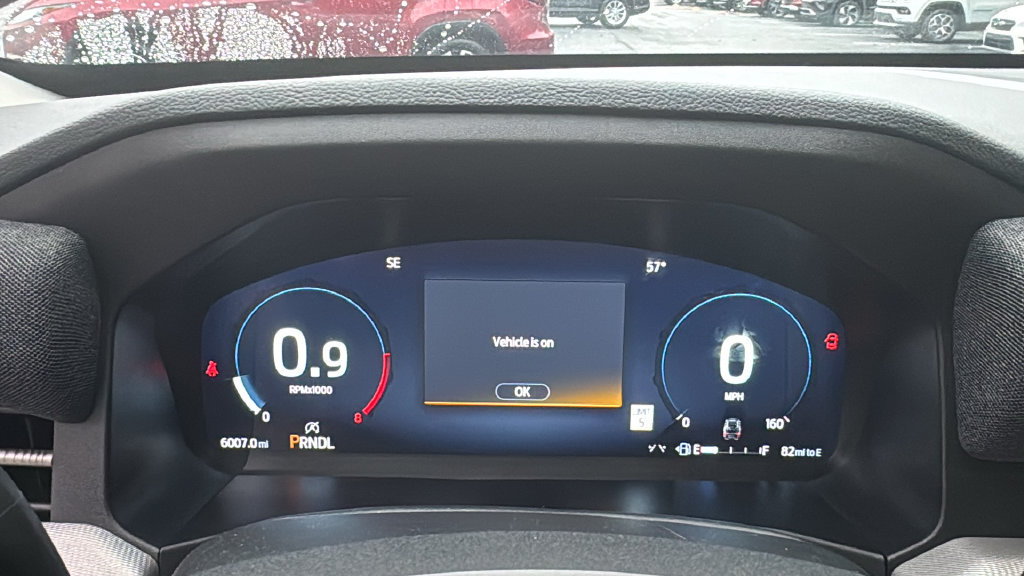 Used 2025 Ford Explorer Active AWD/4WD image 19