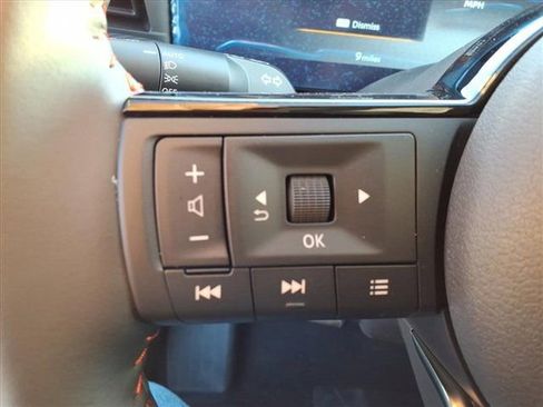 New 2026 Nissan Kicks SR image 21