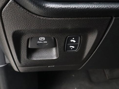 Used 2021 RAM 1500 Big Horn image 18