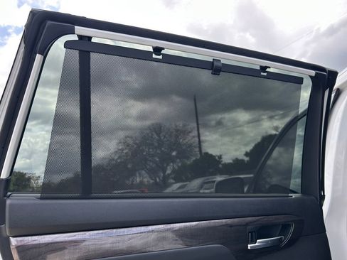 Used 2026 Toyota Highlander Limited image 18